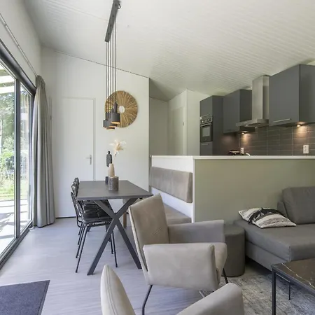 Chalet With Air Conditioning, In A At 12 Km From Eindhoven *
